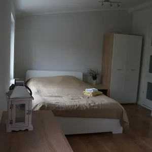 apartamenty-z-klimatem.poznan-hotels.com/